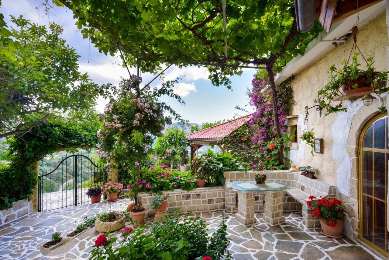 Villa Kapasa Mathés Dış mekan fotoğraf